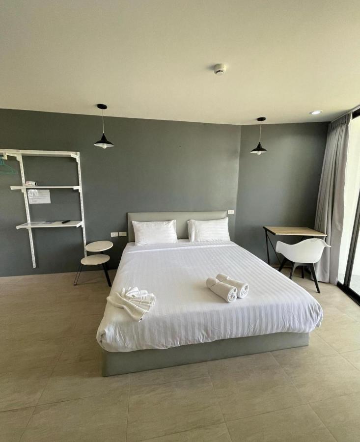 Phuket Muay Thai Hotel Rawai Beach Екстер'єр фото