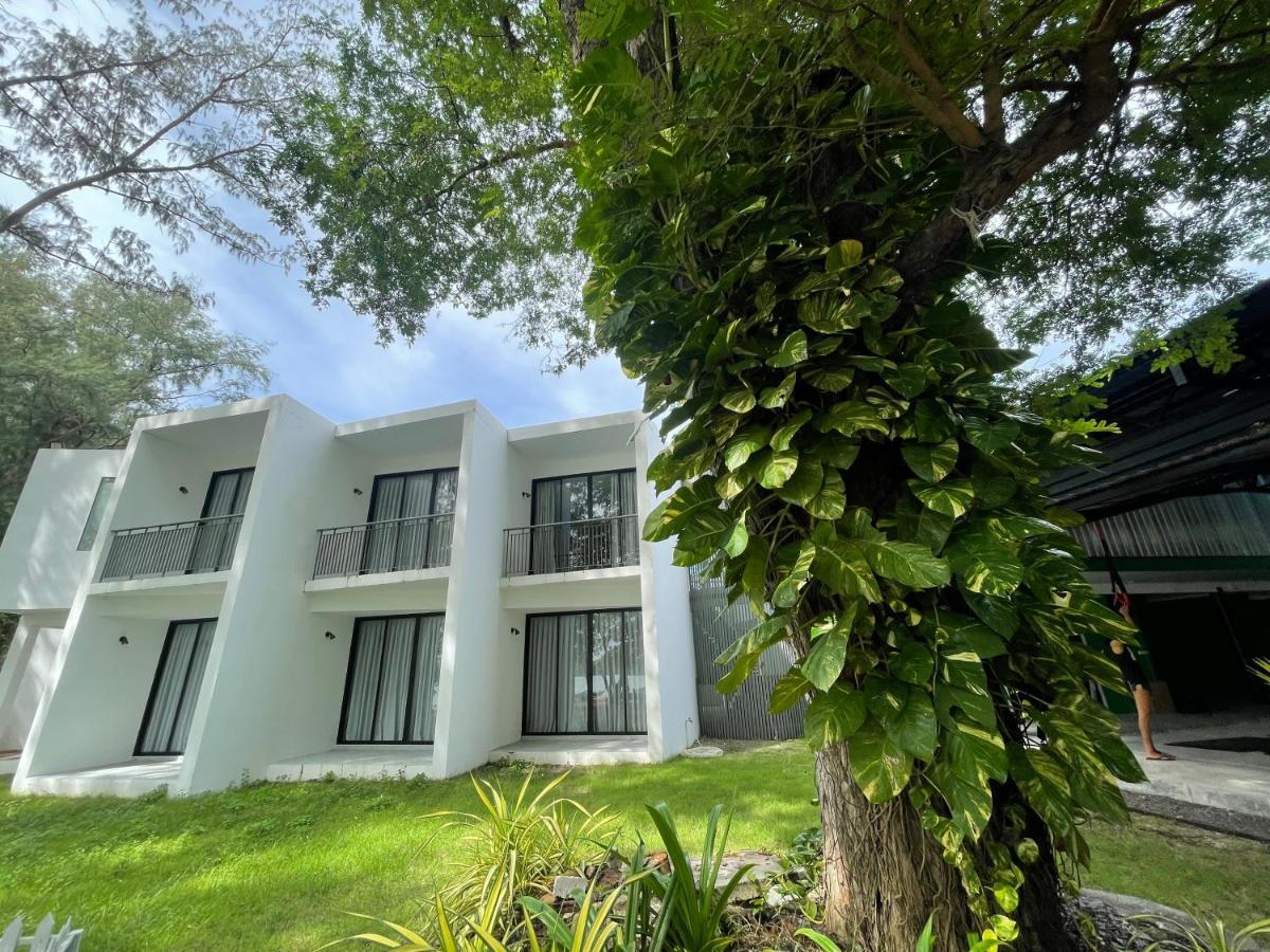 Phuket Muay Thai Hotel Rawai Beach Екстер'єр фото